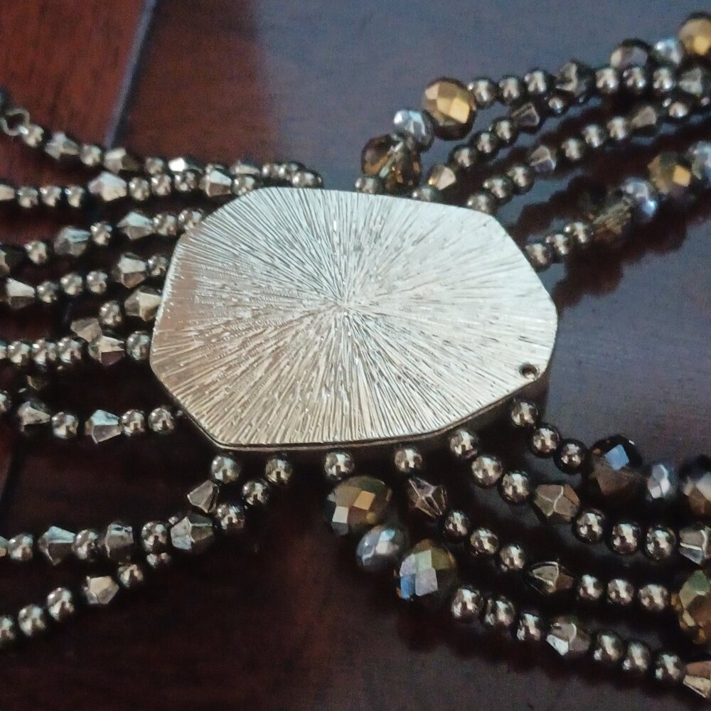 Gorgeous Topaz Brown Color Rhinstone Necklace - Picture 3 of 5